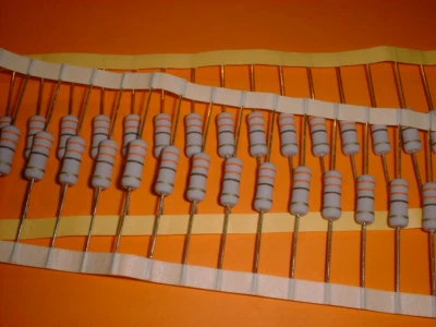 25x 330 Ohm Metalloxid (MOX) Power-Widerstand 3 Watt 350V - Bild 1 von 2