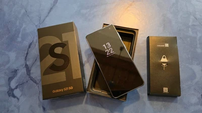 Samsung Galaxy S21 5G SM-G991B/DS - 128GB - Phantom Gray (Ohne Simlock) wie Neu. - Bild 1 von 4