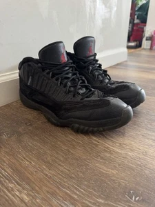 Talla 12 - Air Jordan 11 IE Bajo Árbitro - Imagen 1 de 5