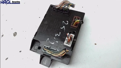 Centralina Elettrica 284B13555R Renault Captur Energy TCe 90 R - Immagine 1 di 4