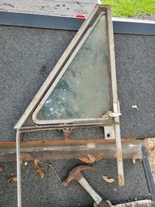 I. H. Scout Vent Wing Window Passenger Side - Picture 1 of 5