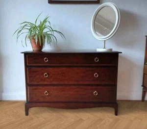 STAG MINSTREL 3 Drawer Mahogany Wide Chest - Picture 1 of 7