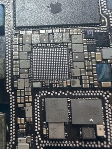 IPhone LOGIC BOARD GRINDING SERVICES … Ram/nand/ Big Power ic/CPU 24hrs ….. - Picture 1 of 4