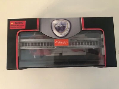 Signature Models #43016 DAF A1600 Fire Engine Ladder Truck 1/48 - Image 1 of 3