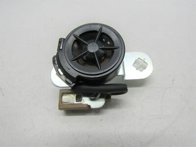 NISSAN JUKE 2010-14 NEARSIDE FRONT DASHBOARD SPEAKER/TWEETER 281E11KA0A   O6024 - Image 1 of 4