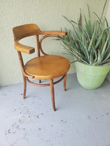 Antique Thonet Bentwood  chair  RARE 233, 1895 Pie Safe Seat Holešov Czech Cover