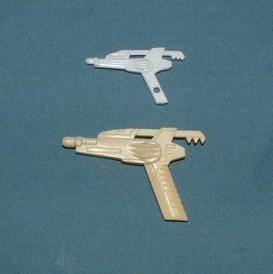 (2) ВИНТАЖНЫЕ БЛАСТЕРЫ MIGHTY MORPHIN POWERRANGERS — BANDAI — Б/У - Изображение 1 из 2