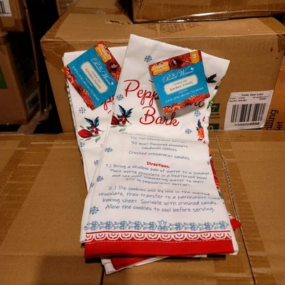 2 juegos de toallas de cocina de Navidad de corteza de menta The Pioneer Woman Foto 1 de 2