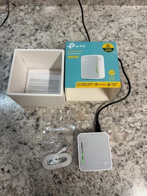 TP-Link TL-WR902AC AC750 Wireless Travel Router - Silver/White - Image 1 of 4