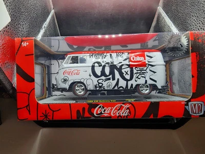 M2 Machines 1960 VW Delivery Van 1:24  - Image 1 of 4