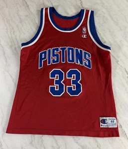 Vintage Champion Grant Hill Detroit Pistons #33 Red Jersey Size 44 Large NBA 90s - Picture 1 of 3