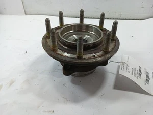 Front Hub from 2020 GMC Sierra Denali 3500 10852327 - Picture 1 of 12