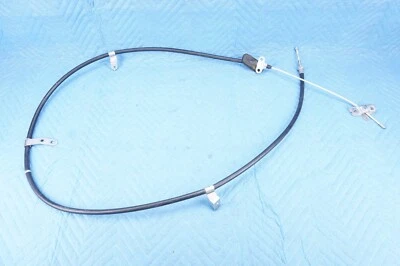 Cabo de liberação de freio de estacionamento de emergência Nissan Titan XD 2017-2021 fabricante de equipamento original - Imagem 1 de 4