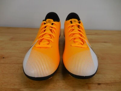 Nike Mercurial Vapor 13 Club MG Men's Size 10 Soccer Cleats Orange AT7968-801... Foto 1 de 4