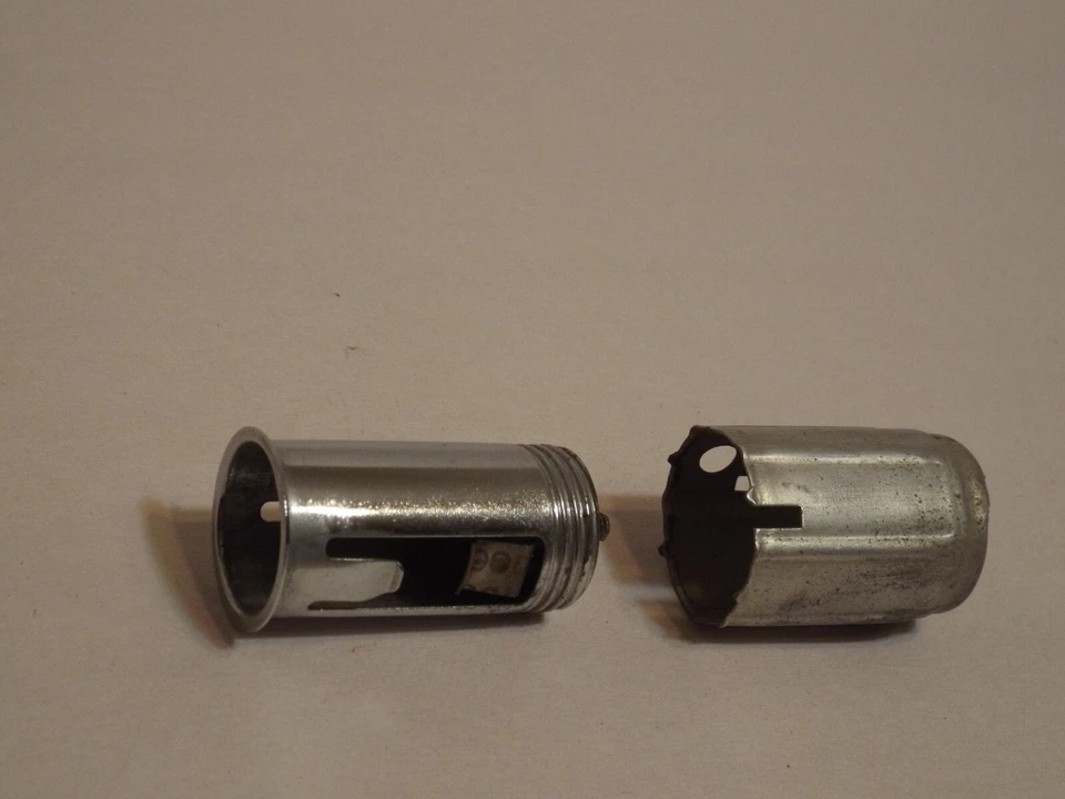 Enchufe encendedor de cigarrillos 1971-1972 Ford Galaxie 500 LTD Country Squire 71 72 OEM Foto 1 de 4