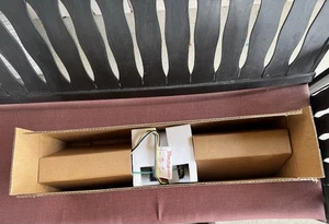 NEW IN BOX CENTURY SHADED POLE MOTOR 389 SER 289126M RPM 1050 VOLTS 115 - Picture 1 of 10