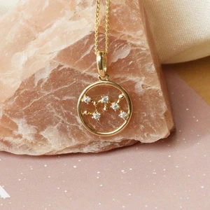 9ct Gold Sagittarius Constellation Pendant & Chain 455mm(18") 9ct gold For Her - Picture 1 of 5