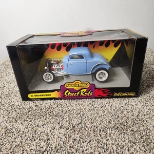 1934 FORD Newstalgia - Ertl Collectibles American Muscle - Street Rods - Picture 1 of 9