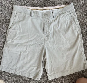 Tommy Bahama Chino Shorts Men 36 Khaki Flat Front Pocket Embroidered Marlin NEW - Picture 1 of 9