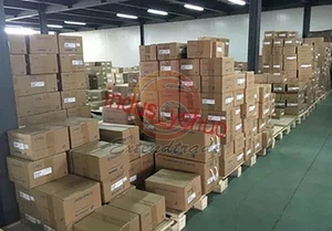 1 Stück NEU Yaskawa Servomotor SGMG-13A2AAS - Bild 1 von 1