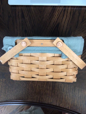 Longaberger Decorative Basket 2003 Rectangular with cloth and plastic liner Cover