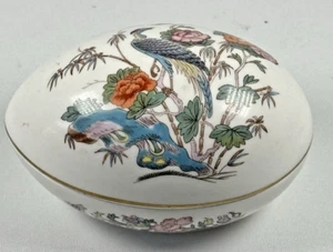 Wedgewood Ceramic Egg Trinket Box with Floral Design - Picture 1 of 21