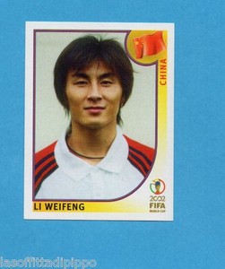 KOREA/JAPAN 2002-PANINI-Figurina n.211- LI WEIFENG - CINA -NEW BLUE BACK