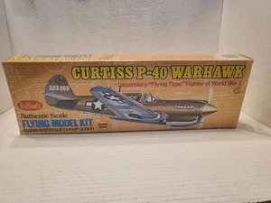 Guillow's Curtiss P-40 Warhawk WWII Fighter Balsa Wood Flying Model Kit #501 - Picture 1 of 2