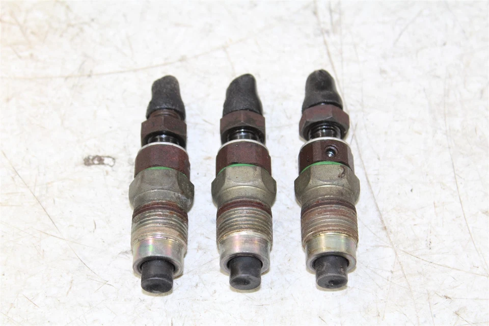 2002 Kawasaki Mule 2510 Diesel 4x4 Fuel Injectors - Image 1 of 4