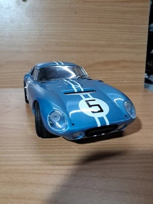 Exoto Cobra Daytona Coupe 1/18 - Immagine 1 di 4
