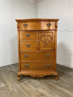 Cofre puerta muebles Lexington colección sampler victoriano Foto 1 de 4