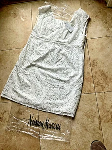 NWT XL NEIMAN MARCUS WHT EYELET SHEATH DRESS BACK ZIP RET$325.00 V-NECK SLVLSS - Bild 1 von 7