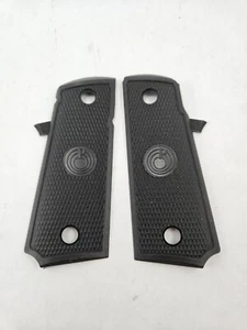 NOS oem Para Ordnance P13 Black Plastic Grip Pannels Grips - Picture 1 of 2
