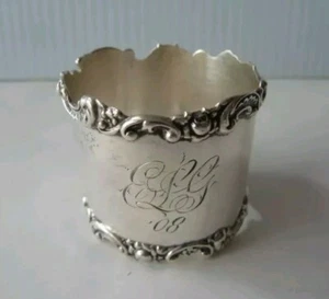 STERLING SILVER Alvin 1908 NAPKIN RING SCALLOPED RIMS AND FLORALS Signed - Picture 1 of 7
