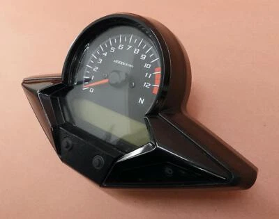 Honda CBR 300 CBR300R 2015-2022 indicadores pantalla clúster velocímetro 2440 millas Foto 1 de 4