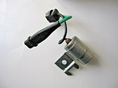 OPEL MANTA 1900 COMBUSTIBLE INYECTADO 1975 BOSCH CONDENSADOR ENCENDIDO  Foto 1 de 3