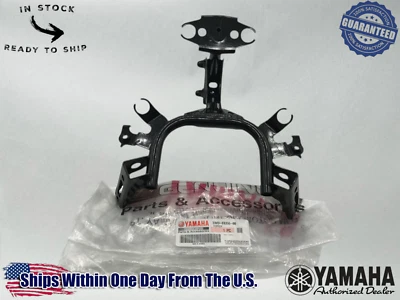 Yamaha YZF-R3 YZFR3 YZF R3 FT UPPER COWLING STAY BRACKET 1WD-F8356-00-00 - Image 1 of 4