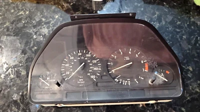 93 BMW 535i, 525i 530i 535i 540i 735i 735iL CUADRO DE INSTRUMENTOS 62118361730 Foto 1 de 4