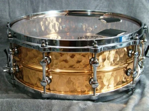 Peace 14"x5" Snare aus Bronze handgehämmert, Gußspannreifen, Zustand wie neu - Bild 1 von 8