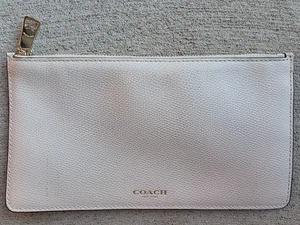 👜 Bolso de cuero Coach inserto / bolsa delgada - cuero granulado - beige claro - 8” - Imagen 1 de 6