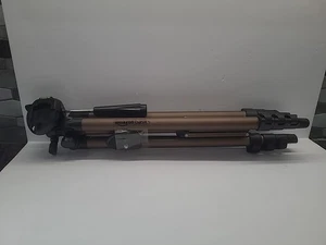 Amazon Basic 50” Lightweight Tripod With Bag - Pre-owned, Excellent Condition - Picture 1 of 9