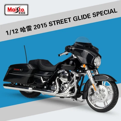 Maisto 1:12 Harley Davidson 2015 Street Glide Special Motorcycle Model Bike - Image 1 of 4