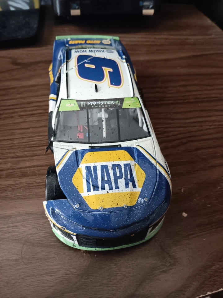 Chase Elliott 2018 Phoenix Crash Custom - Image 1 of 4