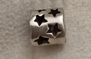 AUTÉNTICO ENCANTO PANDORA MULTI ESTRELLA RECORTE PLATA ESTERLINA 925 ALE - Imagen 1 de 3