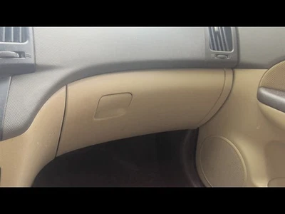 Guantera ELANTRA 2011 27184 Foto 1 de 4