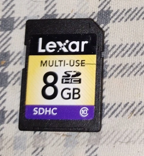 LEXAR 8GB SD / SDHC MULTI USE MEMORY CARD  - Image 1 of 1