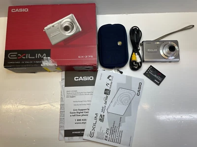 Casio EXILIM ZOOM EX-Z75 7.2MP Digital Camera - Image 1 of 4