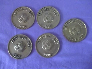 5 medallones de latón vintage Brighton HDT carro conducción 8,5 cm cada uno - Imagen 1 de 2