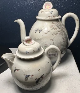 Antiguo juego de tetera y crema de leche caliente Kutani Ware Japón 2 asiáticos pintados a mano - Imagen 1 de 9
