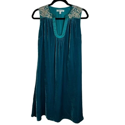 Mini Vestido Beth Bowley Terciopelo Seda Bordado Adornado Verde Azulado Forrado Seda Talla 4 Foto 1 de 4